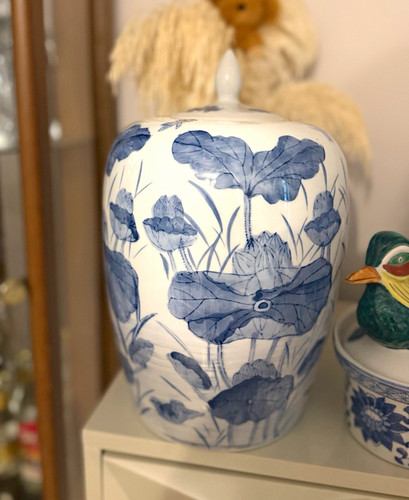 Blue white floral vintage - &,