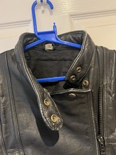 CLASSIC AKITO T-FORCE BLACK