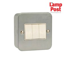 Metal Clad 3 Gang Switch 2 Way
