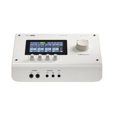 Yamaha URX22-W 4 in / 2 out