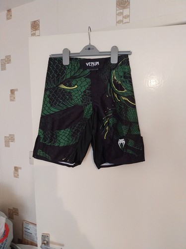 Venum fight team shorts green - venum, green/