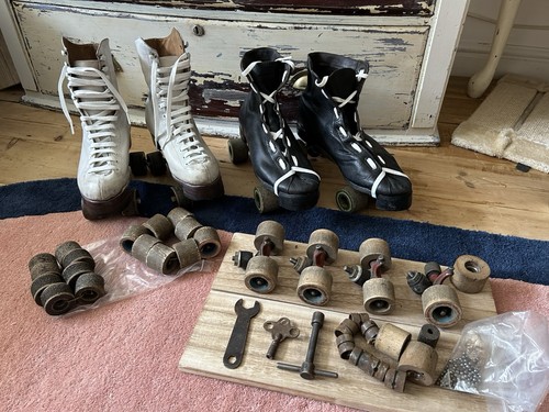 1940 roller skates - roller, x