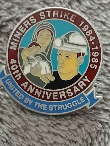 Miners strike badge