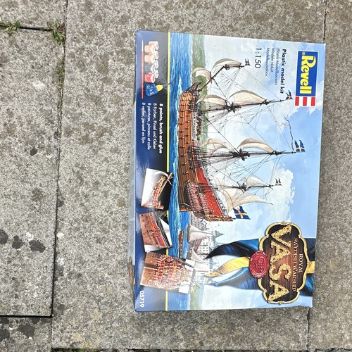Revell royal swedish warship - revell,