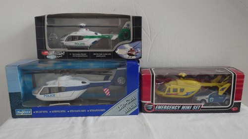 Lot boxed diecast plastic - of,