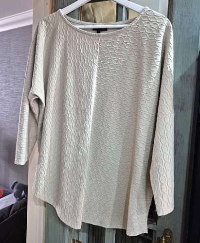 Phase eight beige - textured, top