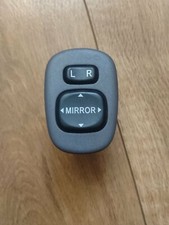 TOYOTA celica AURIS RAV4 IQ YARIS MR2 COROLLA VERSO WING MIRROR CONTROL SWITCH