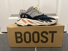 Adidas Yeezy Boost 700 V2 -
