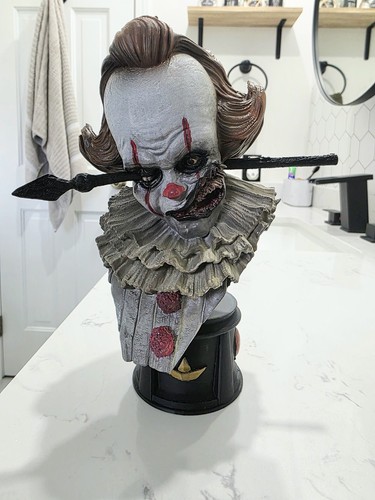 Pennywise head bust - head, movie