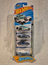 4x Hot Wheels Cars + 1x