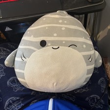 Squishmallows Sachie Grey