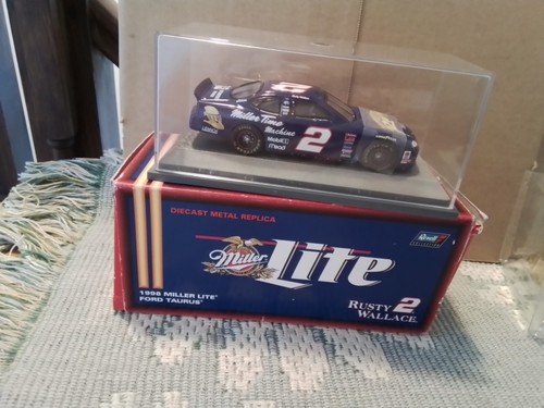 Nascar diecast revell - nascar,