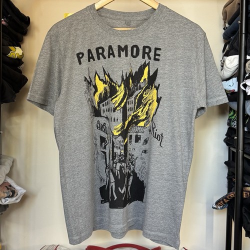 Vintage paramore riot - vintage,