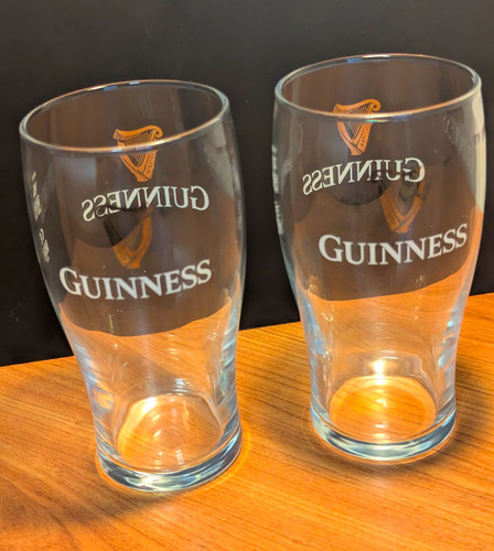 Guinness set glass - of, 2