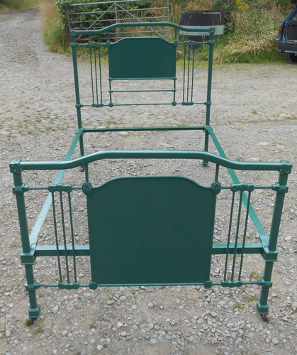Original art deco iron - deco, bed