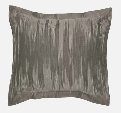 Bnwt harlequin square - bnwt,