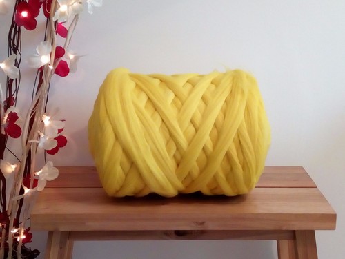 Lemon yellow merino - lemon, wool