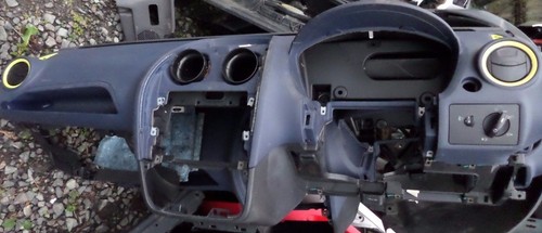 Ford fiesta mk6 blue dashboard - ford,