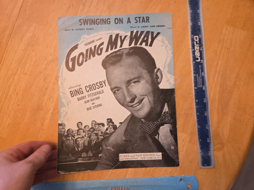 Swinging star by johnny - swinging, on