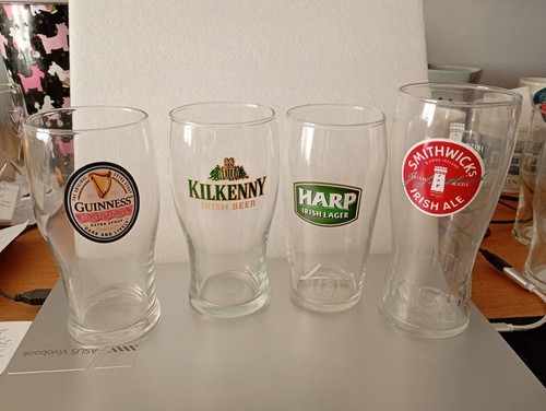 Pint glasses vintage - glasses,