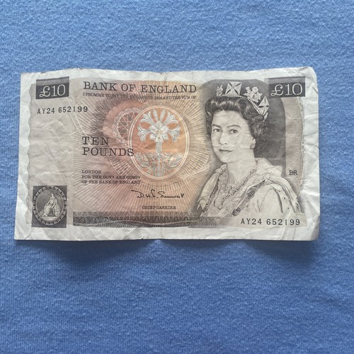 Old ten pound note - old, (£10)