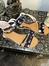 New Skull Gladiator Sandals Size 6 Black and White Ankle Strap