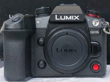 Panasonic Lumix GH6 Mirrorless + Leica 12-60mm f/2.8-4 OIS Lens – Mint Boxed