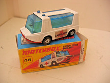 VINTAGE MATCHBOX SUPERFAST No.46 STRETCHA FETCHA AMBULANCE 1971 - REPRO BOX