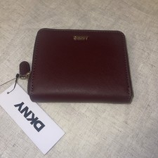 DKNY VELA - SM ZIP AROUND Wallet In Brown