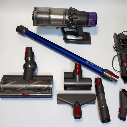 Dyson v11 absolute handheld - absolute,