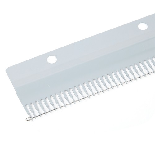 Cast comb short - on, on