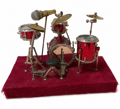 Miniature red drum set - miniature,