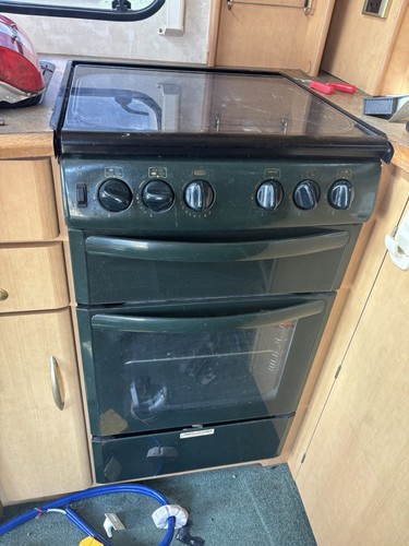 Caravan motorhome full oven - caravan/motorhome,