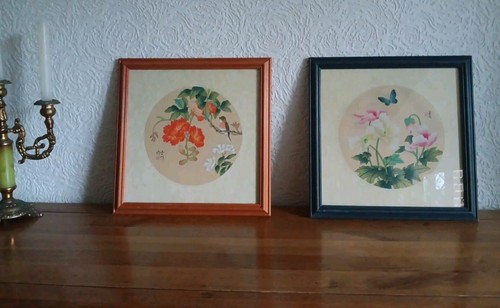 Pair original signed - original,