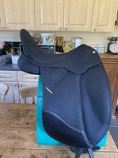 Wintec Isabelle Werth Flock Dressage Saddle Black 16 1/2” Gullet Red Wide Ex Con