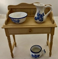 Vintage Dolls House Victorian