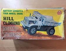 Marx battery operated hill climbing dump truck. working. Vintage.