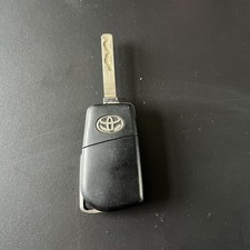 GENUINE TOYOTA AYGO AURIS AVENSIS RAV4 REMOTE CONTROL 3 BUTTON SMART KEY