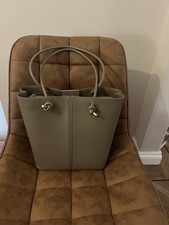 H&M Large Handbag Faux Leather With Middle Zip Closure