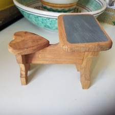 🎓Vintage Wooden Miniature School Desk 5.25" x 3.75" x 4.25" Heart Seat--  L👀K!