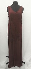 Full-length burgundy lattice