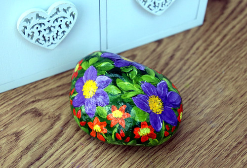 Hand painted stone keepsake - hand-painted,