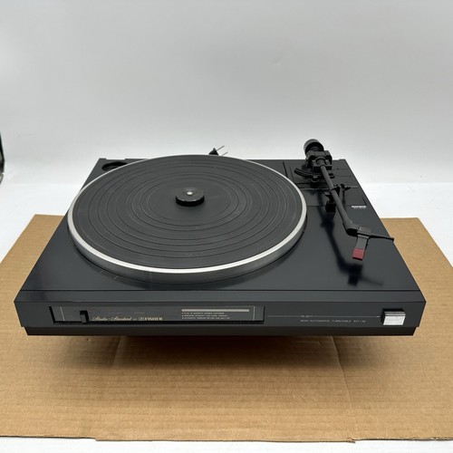 Studio standard fisher 32 - studio,