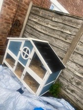 Fox Glove Hutch