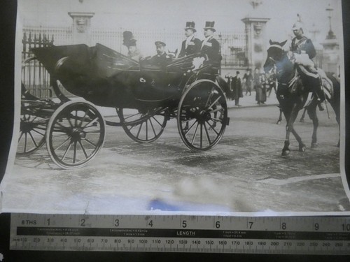 Vintage press photo king - vintage,