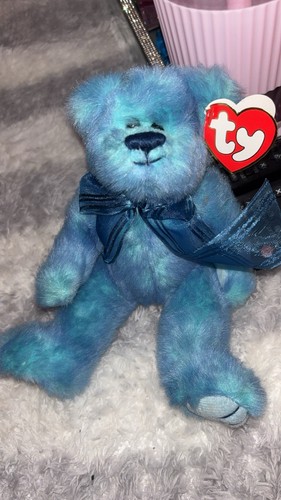Attic treasures azure - ty,