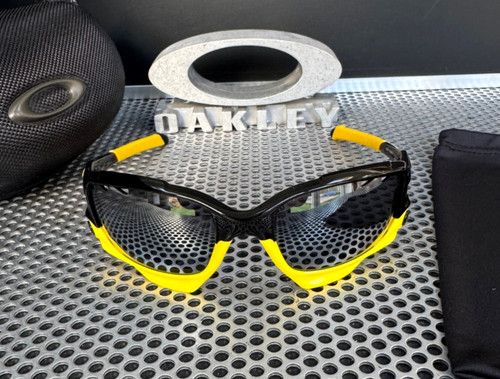Oakley jawbone livestrong - jawbone, |