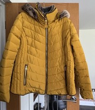 Joules Woman’s Yellow Padded