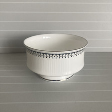 PARAGON OLYMPUS BONE CHINA OPEN SUGAR BOWL - BY APPOINTMENT