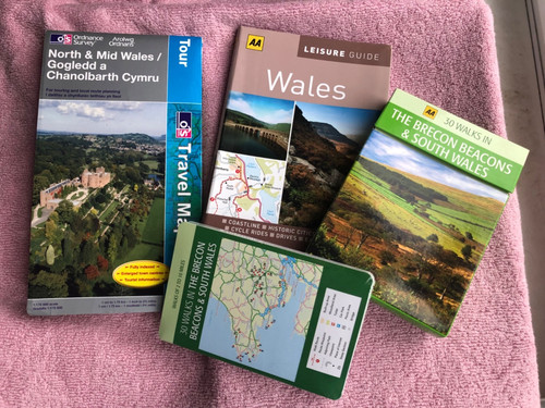 Guides maps wales the - 3,